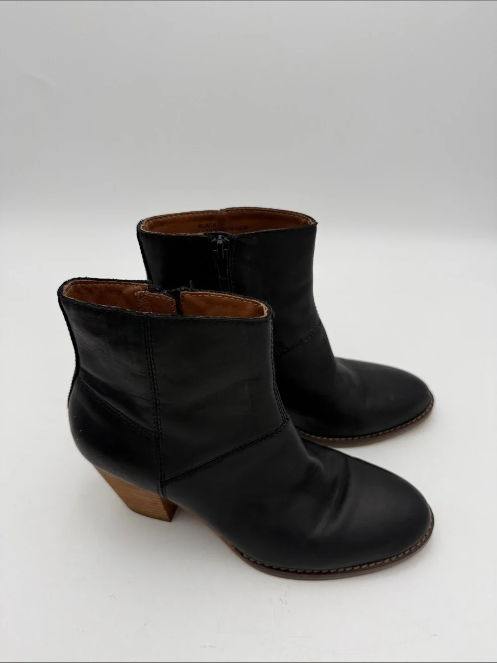 House of Harlow 1960 Black Leather Ankle Booties women Stacked Heel 6.5 M Y2K